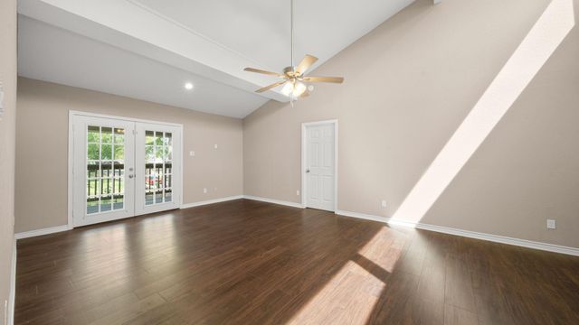 15211 Jamaica Drive, Willis, TX 77318