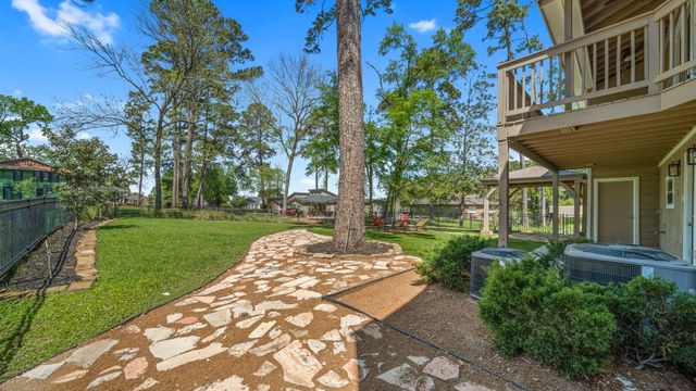 15211 Jamaica Drive, Willis, TX 77318