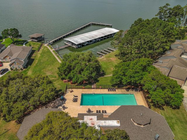 15211 Jamaica Drive, Willis, TX 77318