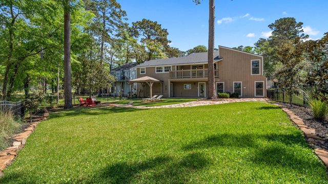 15211 Jamaica Drive, Willis, TX 77318