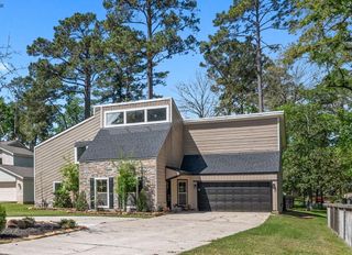 15211 Jamaica Drive, Willis, TX 77318