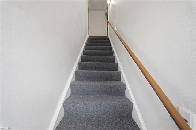 225 A View Ave Apt 214, Norfolk, VA 23503