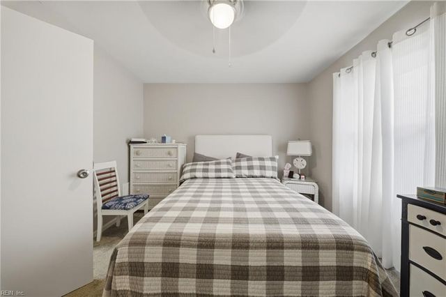 225 A View Ave Apt 214, Norfolk, VA 23503