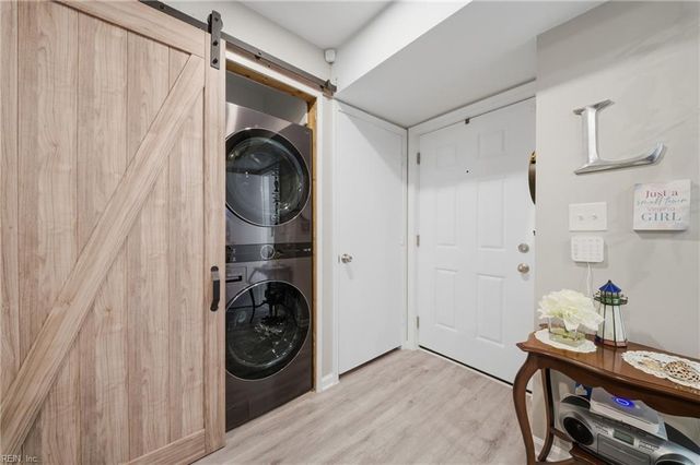 225 A View Ave Apt 214, Norfolk, VA 23503