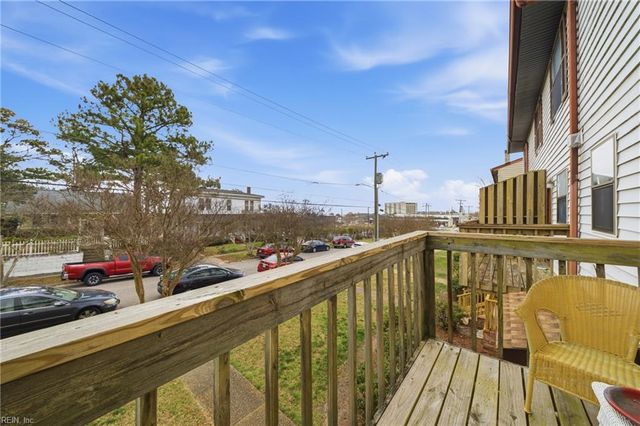 225 A View Ave Apt 214, Norfolk, VA 23503