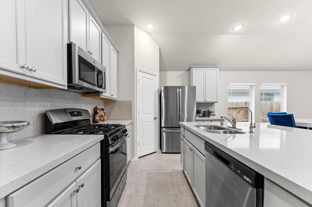 2702 Meadow View Lane, Conroe, TX 77385