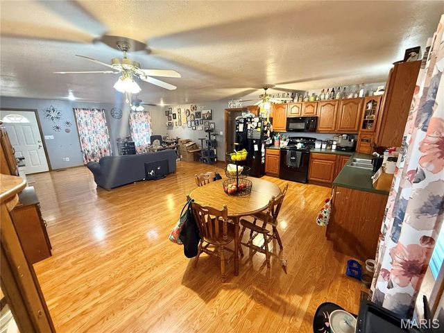 3230 E Highway 72, Fredericktown, MO 63645