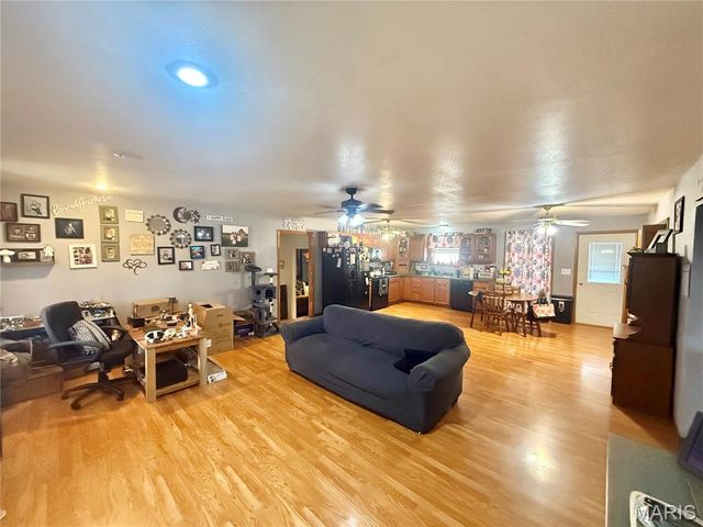 3230 E Highway 72, Fredericktown, MO 63645