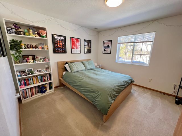 10111 Sutton Drive 3, Urbandale, IA 50322