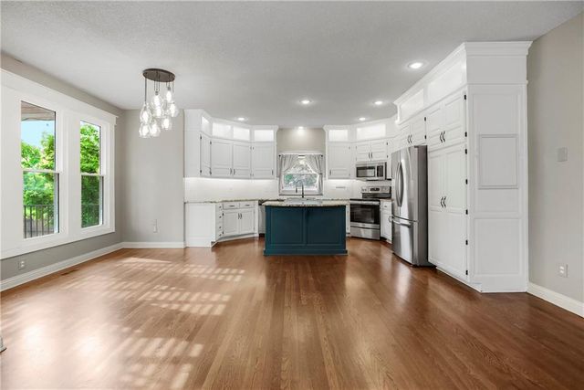 13100 Woodward Street, Overland Park, KS 66213