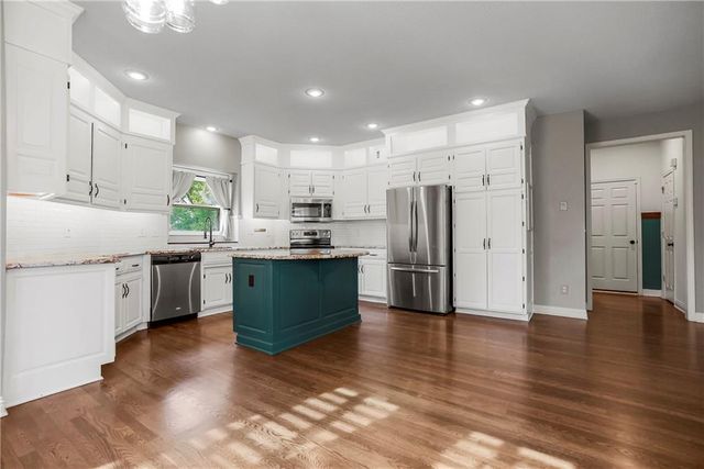 13100 Woodward Street, Overland Park, KS 66213