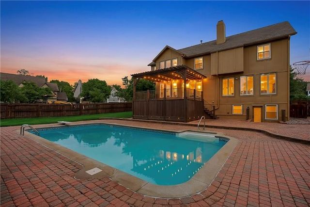 13100 Woodward Street, Overland Park, KS 66213