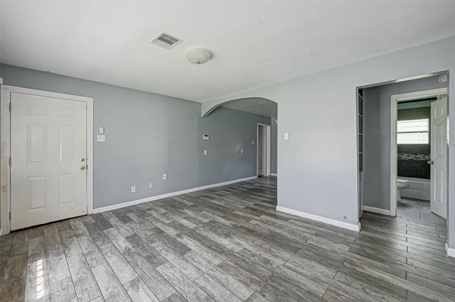 4821 Alvin Street, Houston, TX 77033