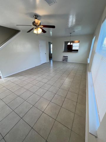 12507 Thistle Creek Court, Houston, TX 77044