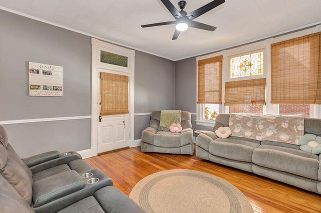 10 Concord Avenue, Fort Thomas, KY 41075