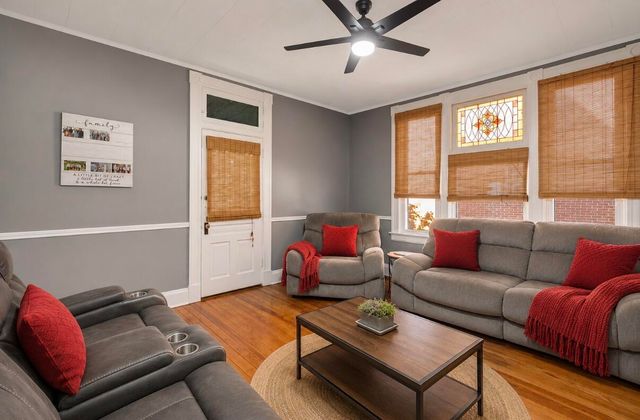 10 Concord Avenue, Fort Thomas, KY 41075