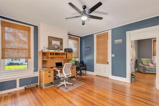 10 Concord Avenue, Fort Thomas, KY 41075