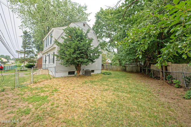 50 Dott Avenue, Colonie, NY 12205