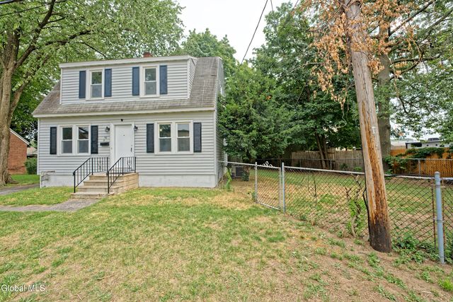 50 Dott Avenue, Colonie, NY 12205