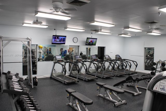 1203 Bahama Bnd G1, Coconut Creek, FL 33066