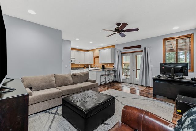 19812 NE 11th Street, Camas, WA 98607