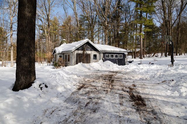 171 W Hurley Road, Woodstock, NY 12491