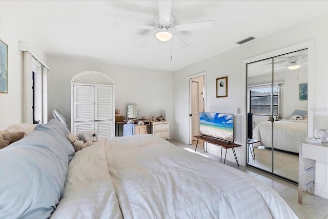 25 BUNKER COURT, Rotonda West, FL 33947