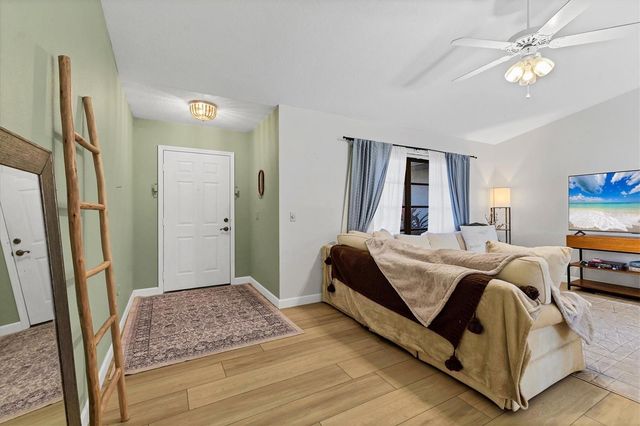 25 BUNKER COURT, Rotonda West, FL 33947