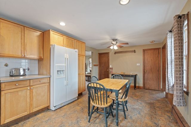 37 Glendale St, Maynard, MA 01754