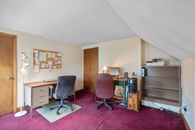 37 Glendale St, Maynard, MA 01754