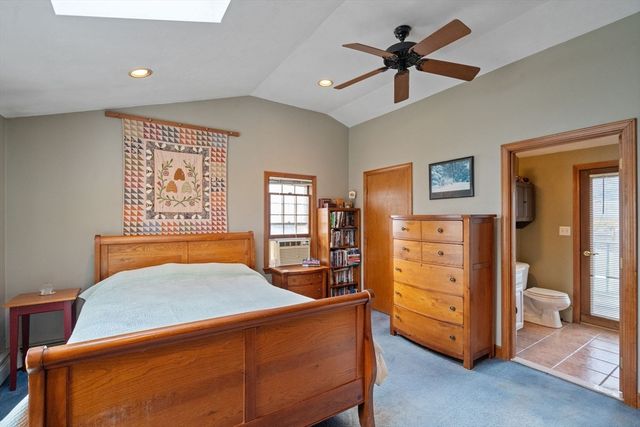 37 Glendale St, Maynard, MA 01754