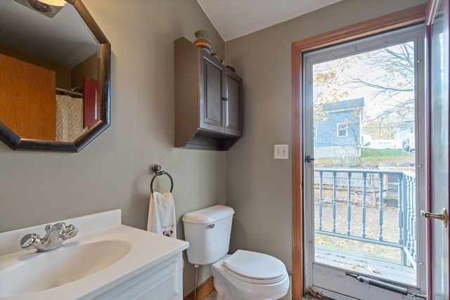 37 Glendale St, Maynard, MA 01754