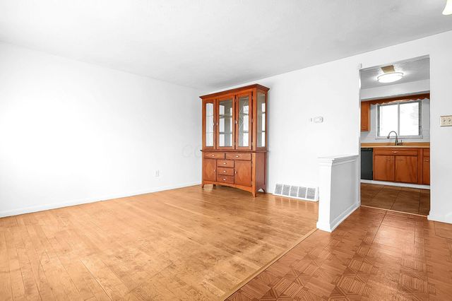 5268 Carbondale Drive, Columbus, OH 43232