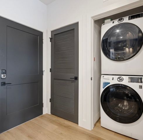 303 31st Ave N Apt 212, Nashville, TN 37203