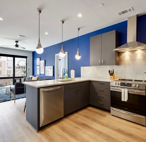 303 31st Ave N Apt 212, Nashville, TN 37203