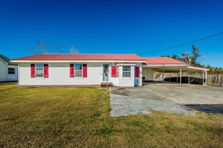 2498 Hwy 182, Raceland, LA 70394