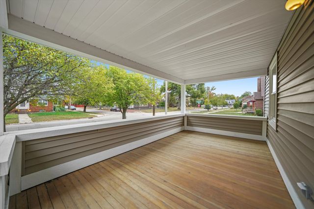 1604 Grant Avenue, Rockford, IL 61103