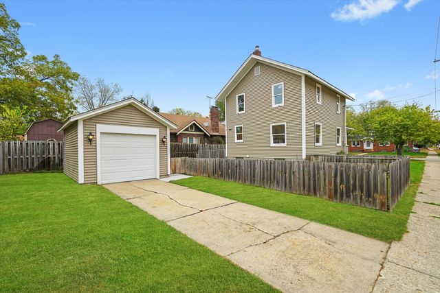 1604 Grant Avenue, Rockford, IL 61103