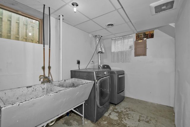 3455 Morgan Avenue N, Minneapolis, MN 55412