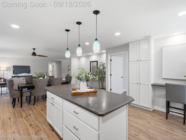 802 Tanager Trail, Howell, MI 48843