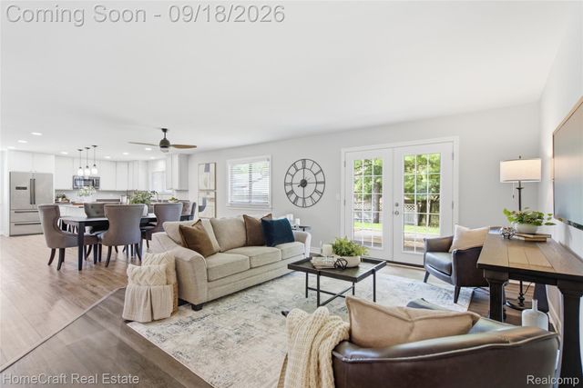 802 Tanager Trail, Howell, MI 48843