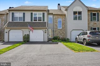 15 ESSEX CT, Eagleville, PA 19403