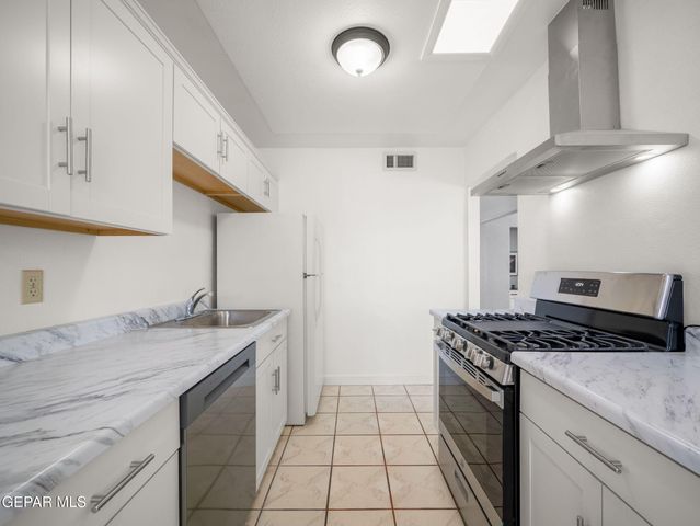 7441 YUMA Drive, El Paso, TX 79915