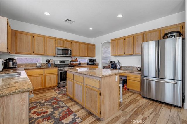 14435 Arthur, Oak Hills, CA 92344
