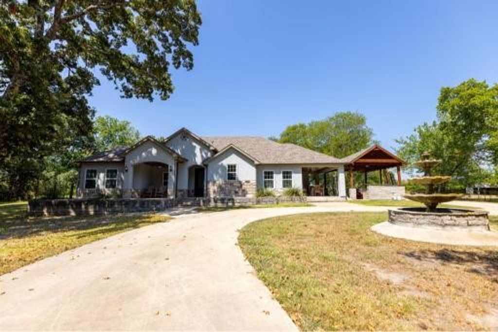7320 County Road 3512, Quinlan, TX 75474