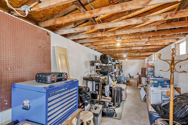 10750 County Road 15, Longmont, CO 80504