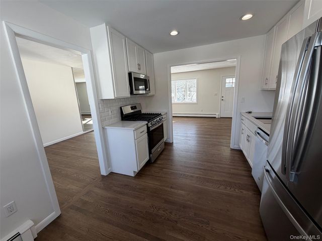 6 Andre Avenue, Tappan, NY 10983