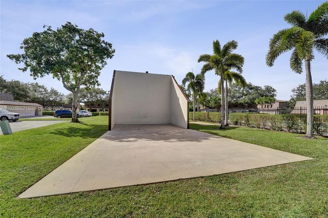 9340 SW 61st Way B, Boca Raton, FL 33428