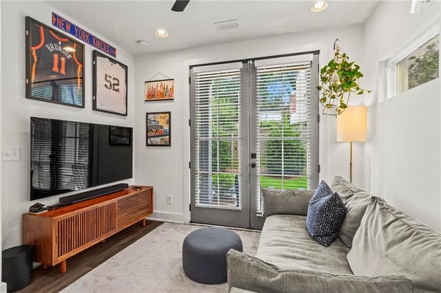 1221 Oxley NW Place, Atlanta, GA 30307