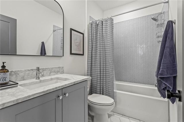 1221 Oxley NW Place, Atlanta, GA 30307